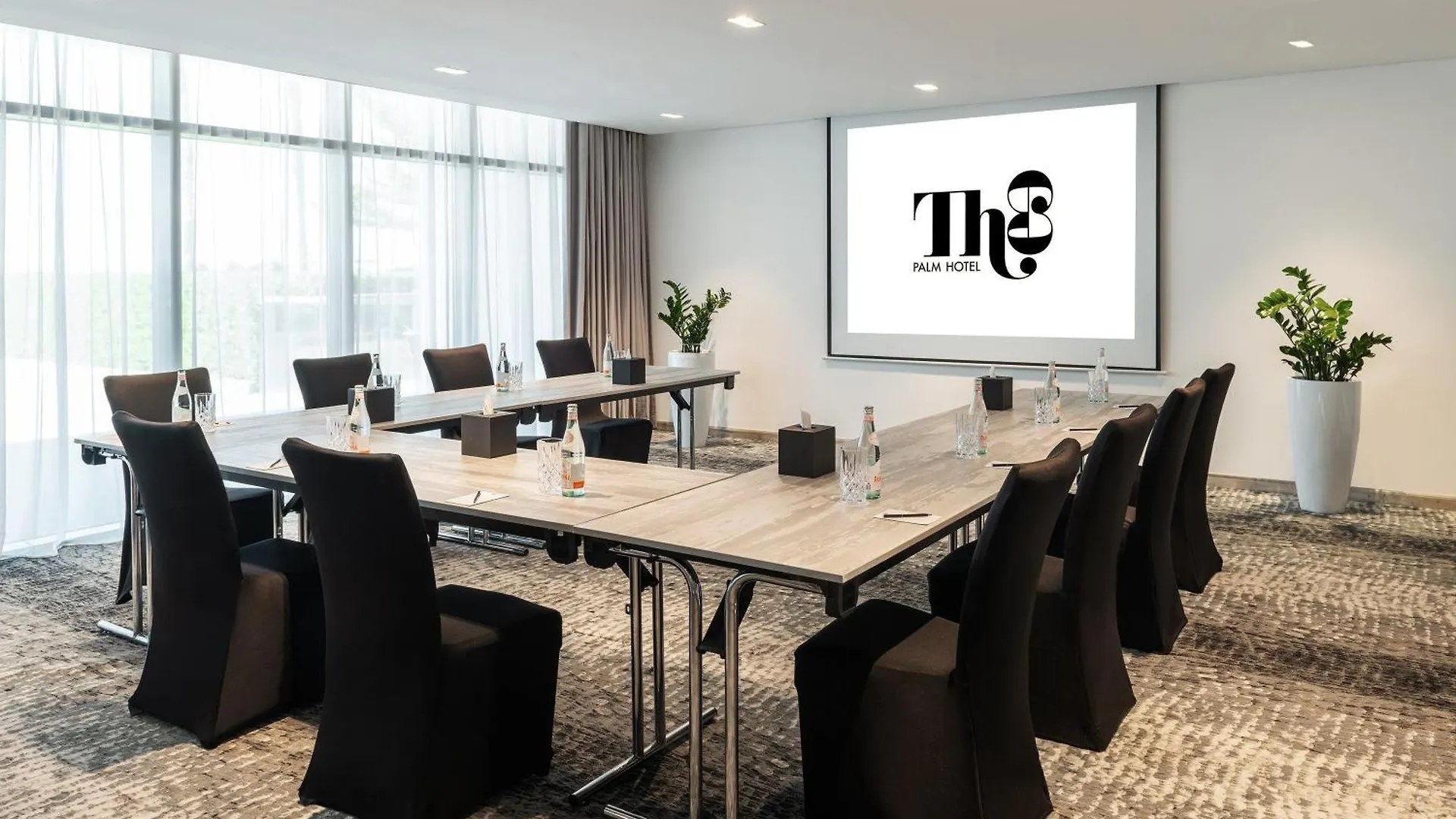 Th8 Palm Dubai Beach Resort, Vignette Collection By Ihg
