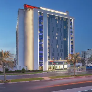 Otel Hampton By Hilton Airport