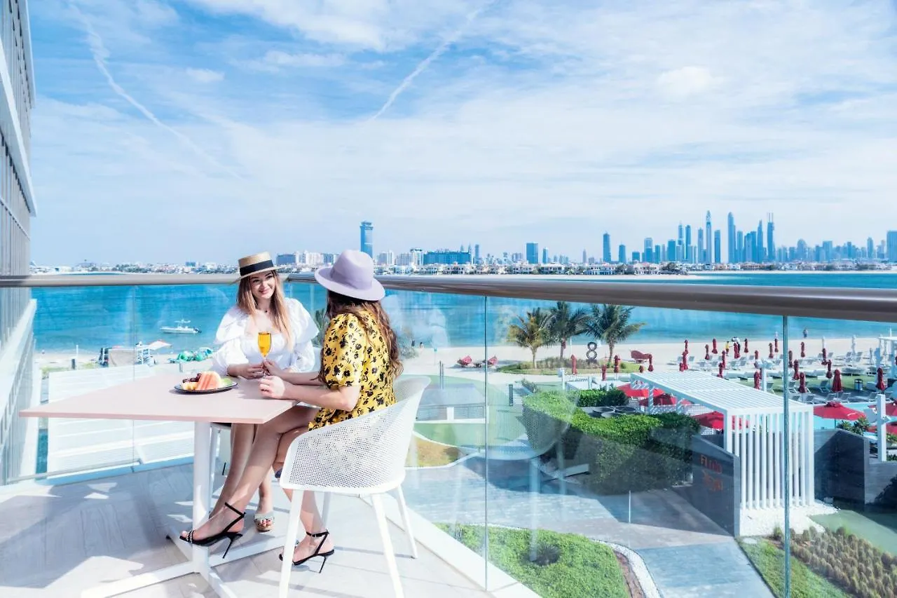 Th8 Palm Dubai Beach Resort, Vignette Collection By Ihg אתר נופש
