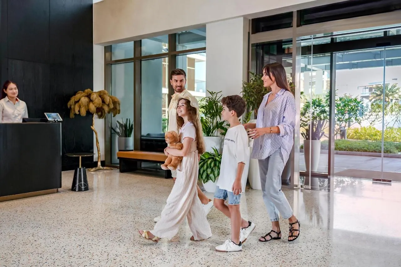 Th8 Palm Dubai Beach Resort, Vignette Collection By Ihg