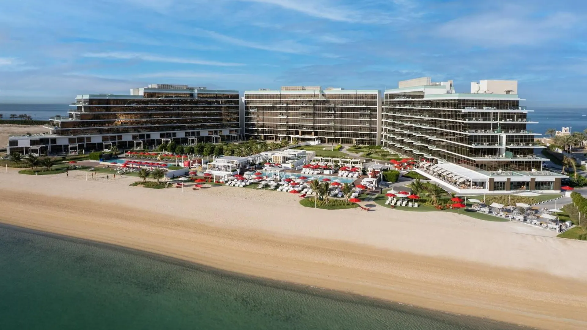 ***** Resort Th8 Palm Dubai Beach Resort, Vignette Collection By Ihg United Arab Emirates