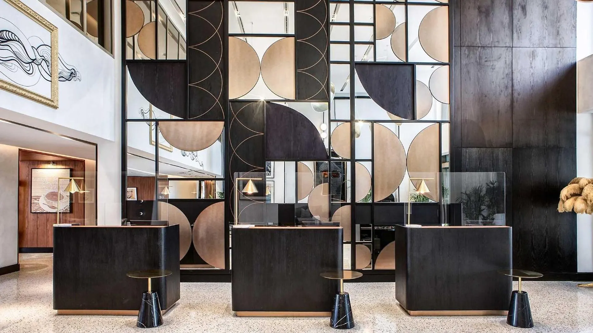 Th8 Palm Dubai Beach Resort, Vignette Collection By Ihg 5*,