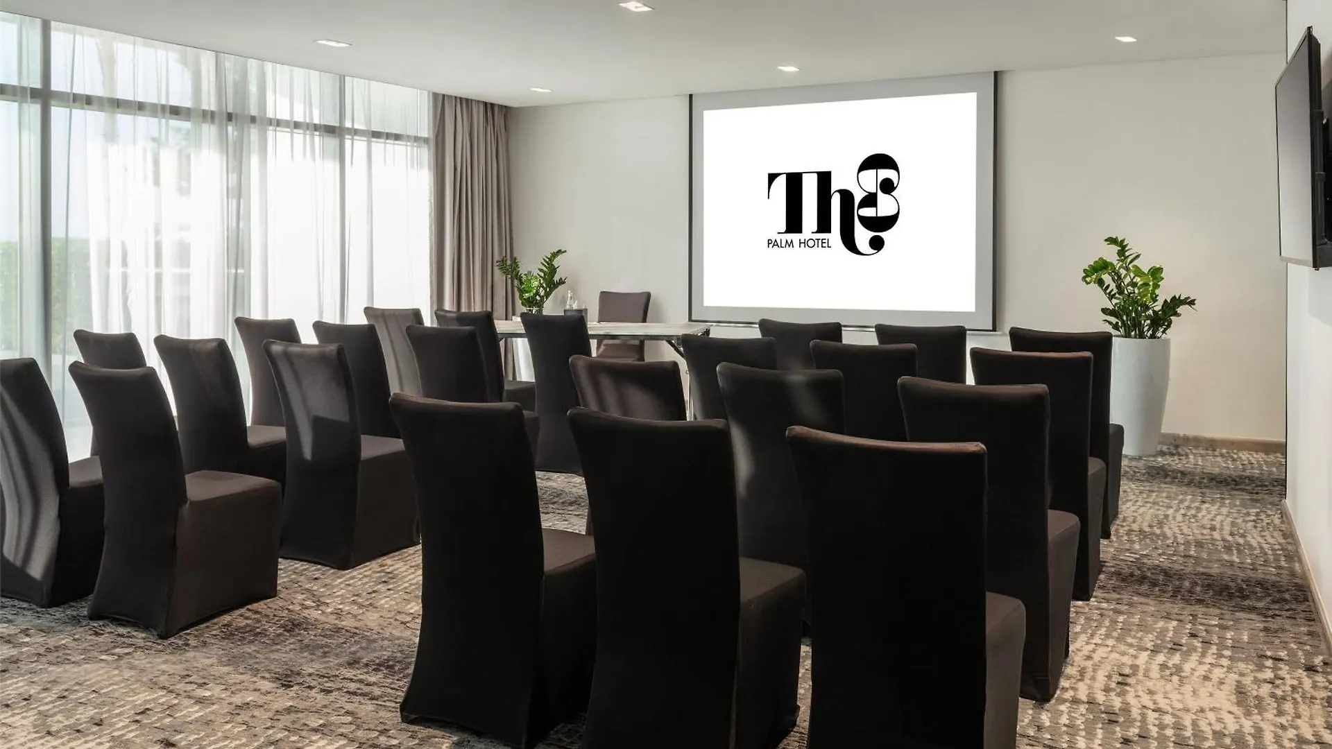 אתר נופש Th8 Palm Dubai Beach Resort, Vignette Collection By Ihg