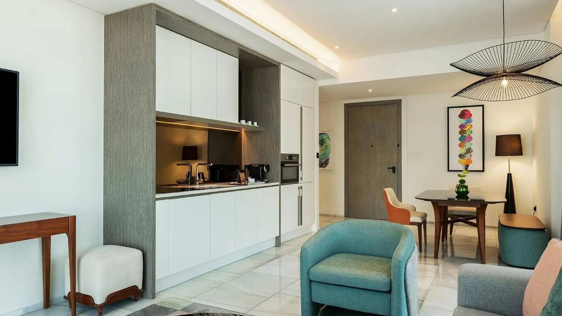 אתר נופש Th8 Palm Dubai Beach Resort, Vignette Collection By Ihg